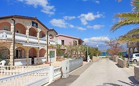 Apartments Almond