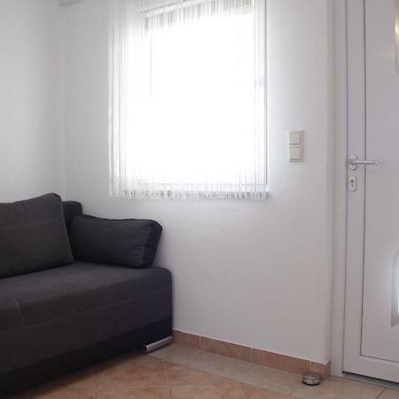 Apartments Almond Vir Kültér fotó